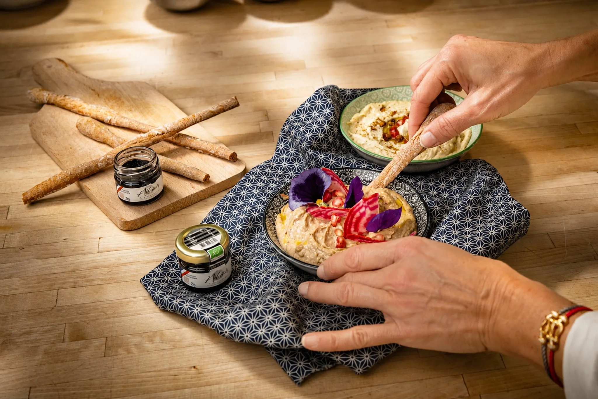 Houmous à l’ail noir